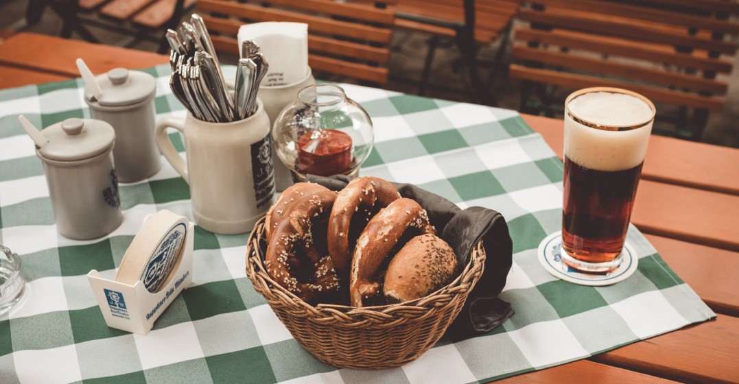 Picture of a German meal - how to order food in German