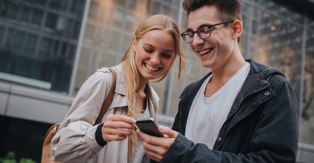 friends searching for Best Instagram Accounts to learn German