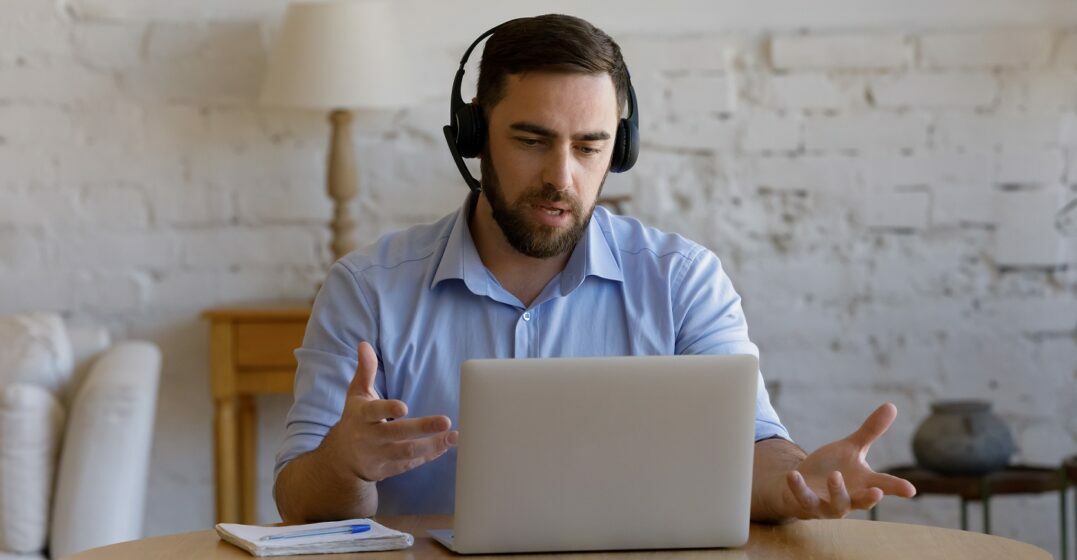 Man learning how to get an American accent