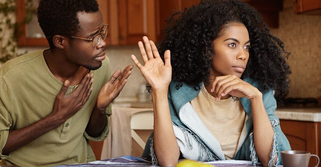 5 ways to say “Excuse me” in French