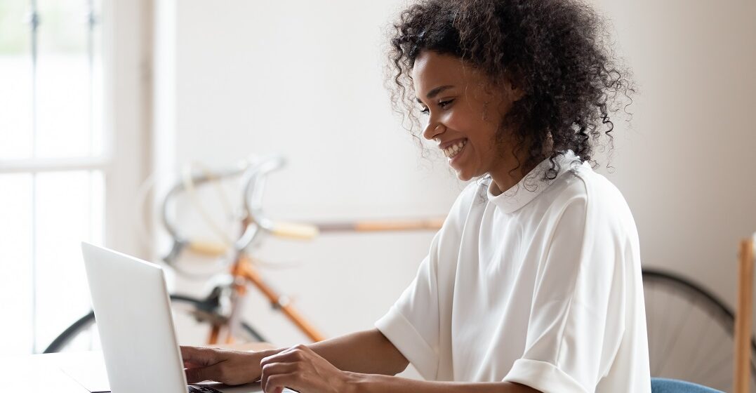 How to use “me” vs. “mi” in Spanish