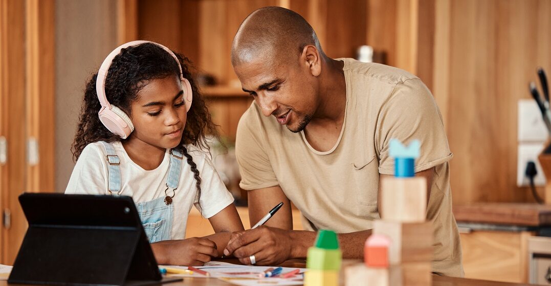 Tablet,,Home,Education,And,Father,With,Kid,For,Translation,,Language