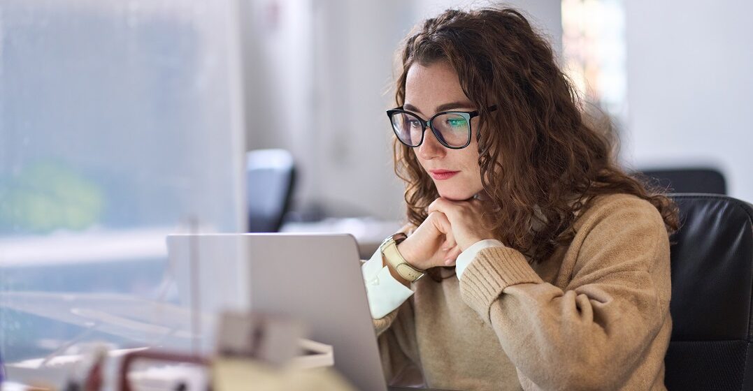 Young woman learning how to use the nominative case in German
