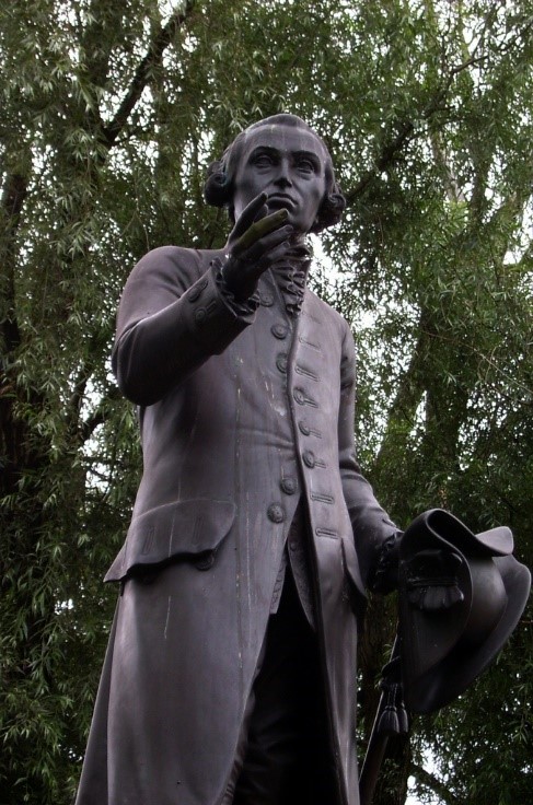 Statue representing Immanuel Kant, greatest thinker of his time. 
