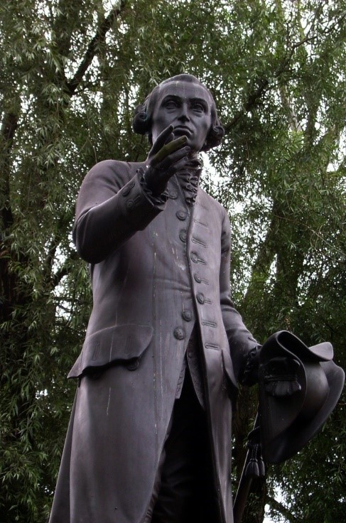 Statue representing Immanuel Kant, greatest thinker of his time.