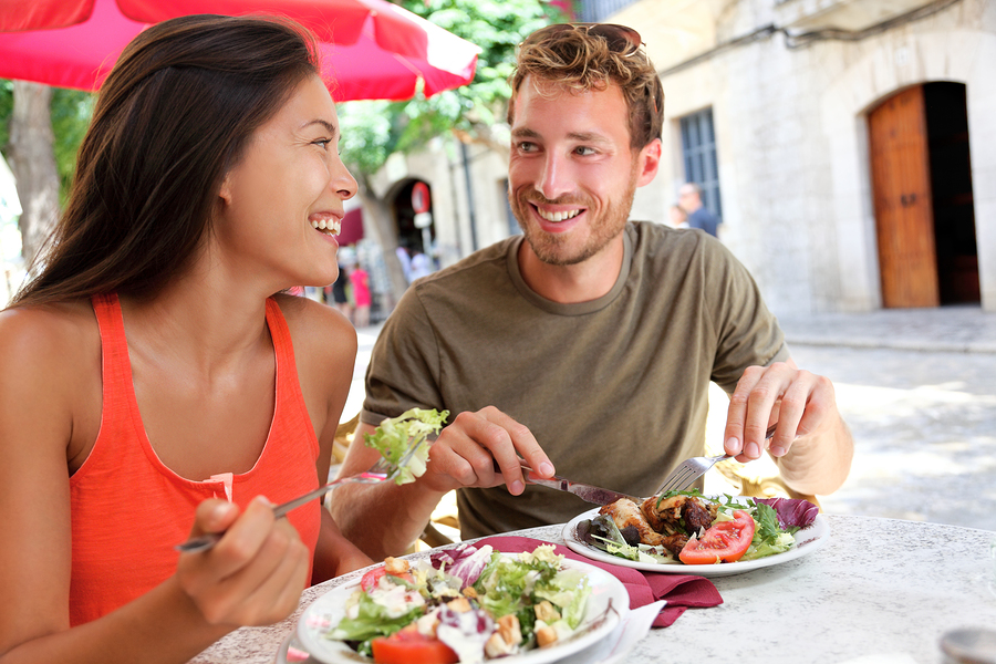 restaurant-couple