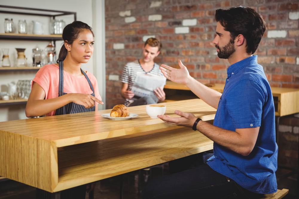 complain-in-restaurant