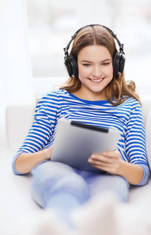 Mujer habla inglés